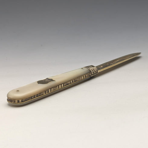 1888 年英國古董白色珍珠貝手柄純銀刀片折疊筆刀帶盒