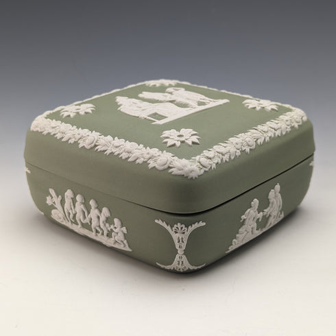 英國復古 Wedgwood Jasperware 方盒配件盒綠色