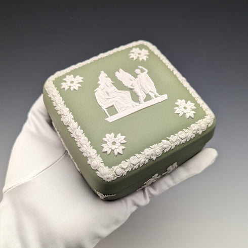 英國復古 Wedgwood Jasperware 方盒配件盒綠色
