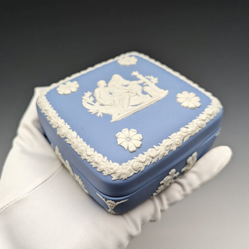 英國復古 Wedgwood Jasperware 方形錶殼 小號錶殼 淡藍色