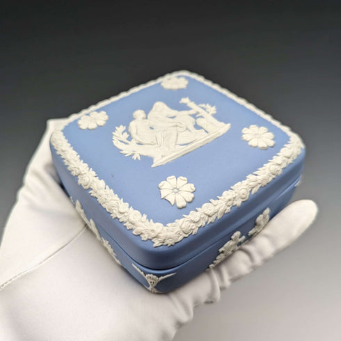 英國復古 Wedgwood Jasperware 方形錶殼 小號錶殼 淡藍色