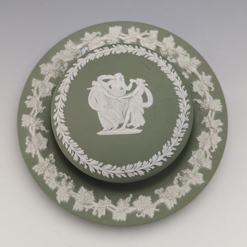 英國復古韋奇伍德碧玉圓盒和茶碟綠色