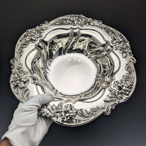 Around 1898 American Antique Sterling Silver Bowl Diameter 30cm 517g Meriden Britannia
