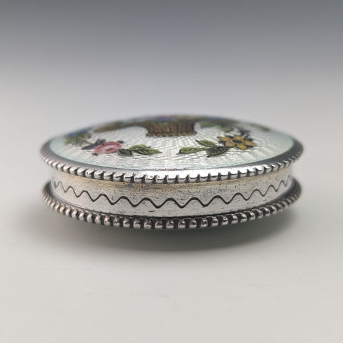 約 1920 年法國古董 800 銀胭脂盒,帶花籃扭索飾琺瑯裝飾