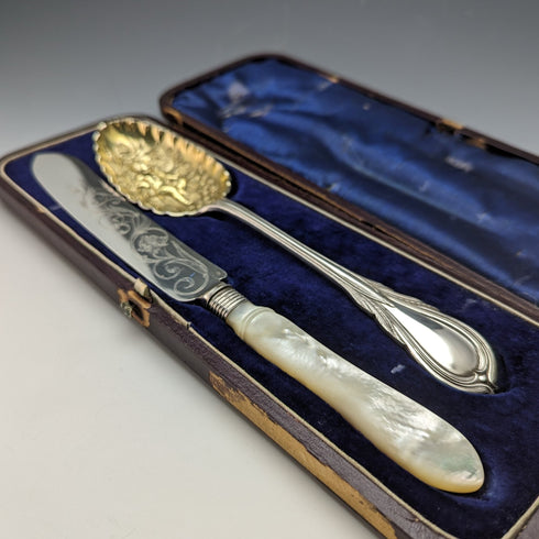 British Antique White Pearl Shell, Silver Plated Cleansing Serving Cutlery in Case