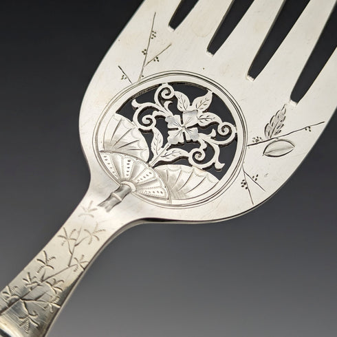 1870年頃 英国アンティーク 白蝶貝ハンドル シルバープレート製 フィッシュサーバーペア ケース入