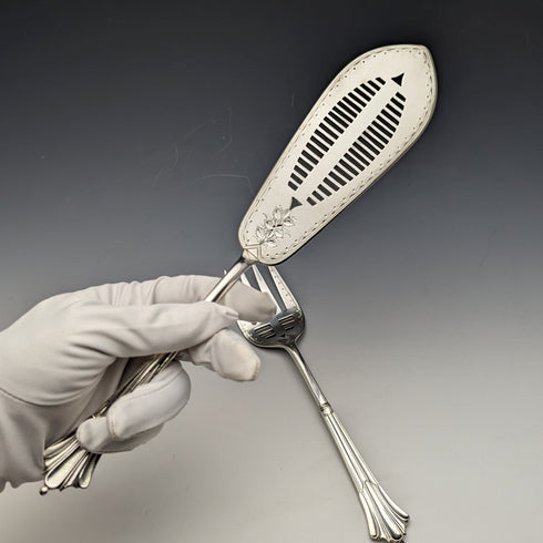 十九世紀末英國古董銀盤服務器套裝 GOLDSMITHS & SILVERSMITHS