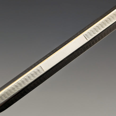 英國復古 Yard O 紅色卷製銀色六角鉛筆紙盒裝