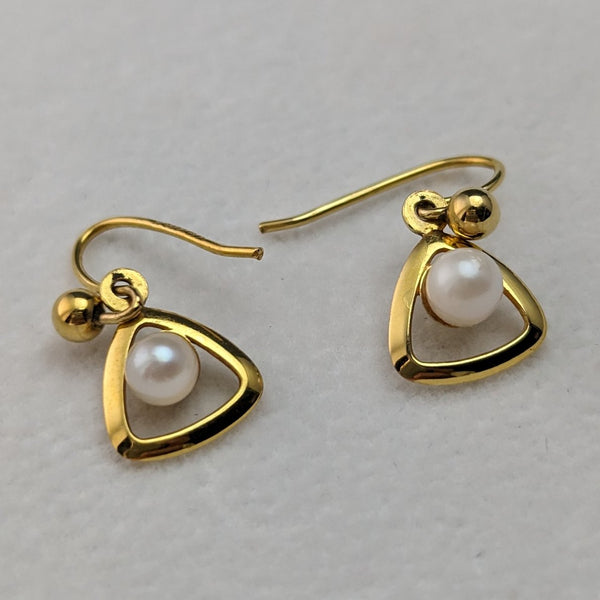 British Vintage Jewelry K9 Gold & Pearl Earrings