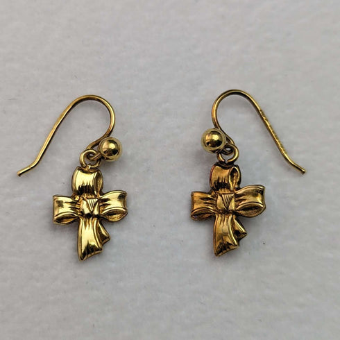 British Vintage Jewelry K9 Gold Ribbon Design Earrings