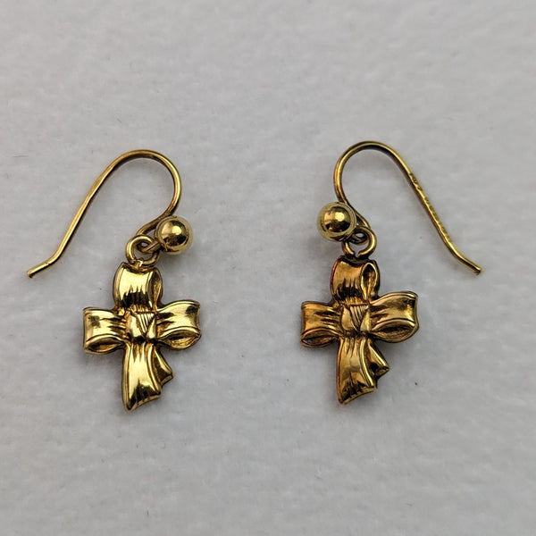 British Vintage Jewelry K9 Gold Ribbon Design Earrings