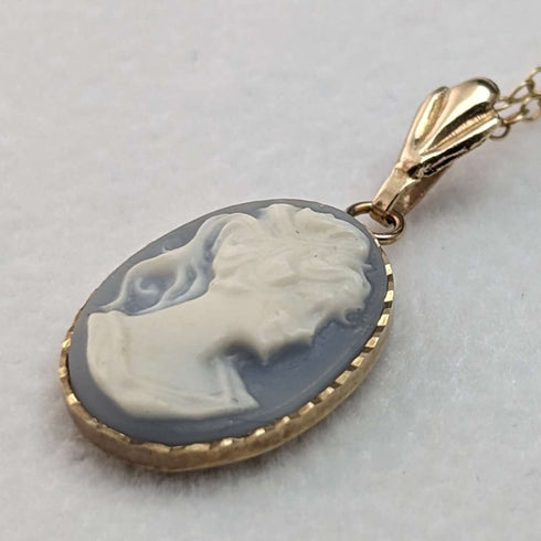 British Vintage Jewelry K9 Gold & Cameo Pendant Necklace Earrings Set
