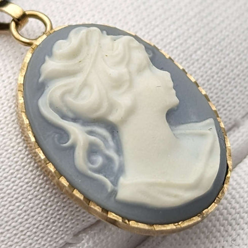 British Vintage Jewelry K9 Gold & Cameo Pendant Necklace Earrings Set