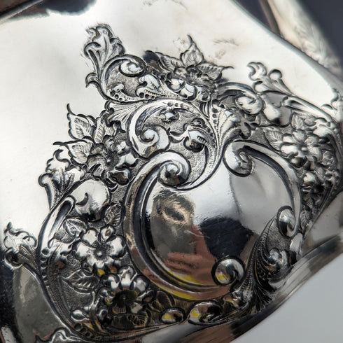 1895年頃 英国アンティーク シルバープレート製ティーポット Lee & Henry Wigfull