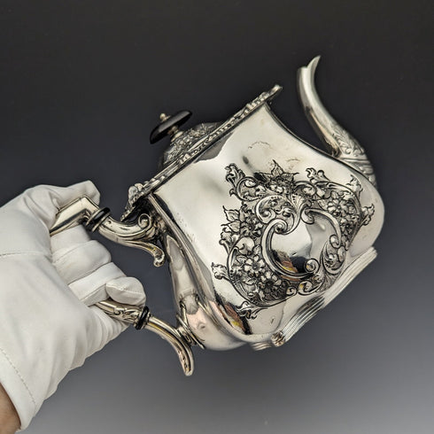 1895年頃 英国アンティーク シルバープレート製ティーポット Lee & Henry Wigfull