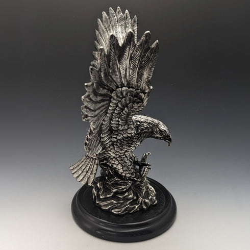 復古銀色鷹雕像木底座