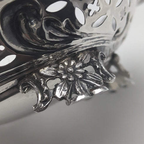 1895年 英国アンティーク 純銀製 脚付きボンボンディッシュペア 128g William Hutton