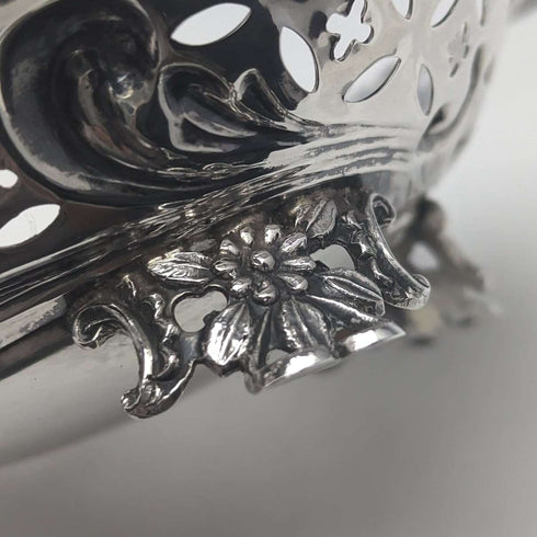 1895 British Antique Sterling Silver Pair of Stem Bonbon Dishes 128g William Hutton