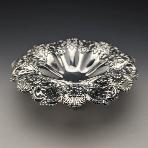 1901年 英国アンティーク 純銀製 脚付きディッシュ 182g William Davenport