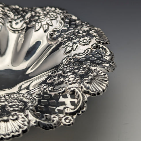 1901年 英国アンティーク 純銀製 脚付きディッシュ 182g William Davenport