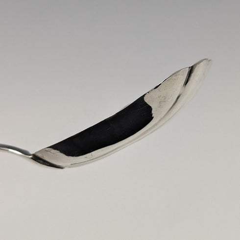 1857年 英国アンティーク 純銀製ティーキャディースプーン Hilliard & Thomason