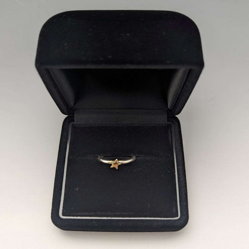 British Jewelry 9ct Gold Star Sterling Silver Ring Ring ALM