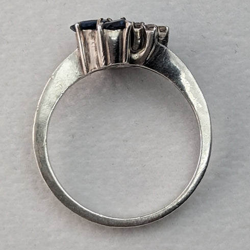 英国ヴィンテージジュエリー ブルー&ホワイトストーン 純銀リング 指輪