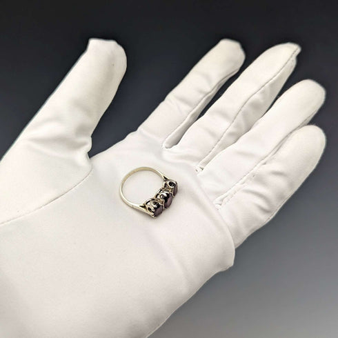 1977 British Vintage Jewelry 3 Garnet Sterling Silver Ring Ring