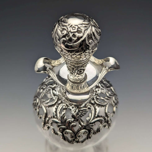 1900 British Antique Sterling Silver Decanter Glug Glug Glass Decanter