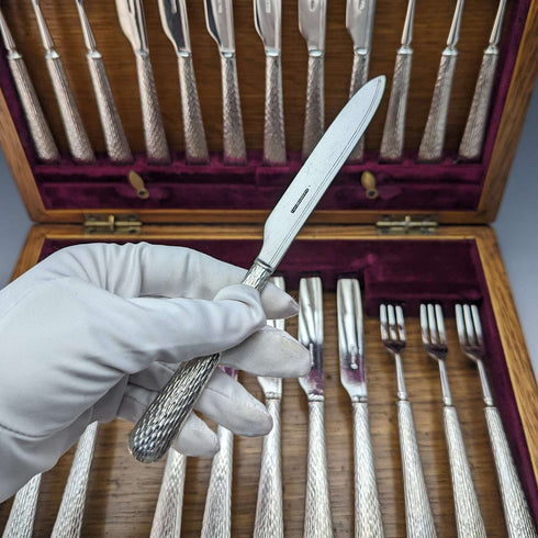 British Vintage Silver Plated Cutlery 12 Pair Set in Wooden Box Elkington