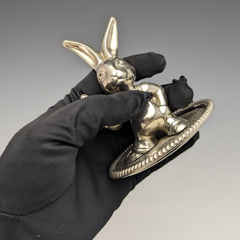 英国ヴィンテージ シルバープレート製 うさぎフィギュリン Seba