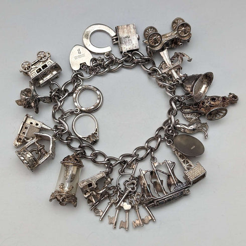 1975 British Vintage Silver Charm Bracelet 80g