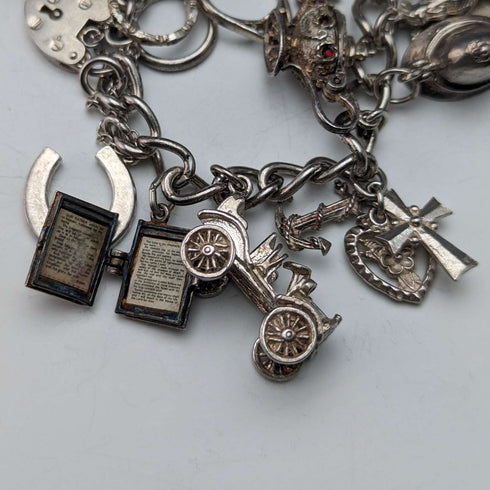 1975 British Vintage Silver Charm Bracelet 80g