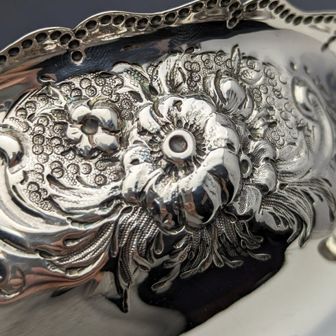 1880 British Antique Sterling Silver Stem Bowl 113g Robert Harper