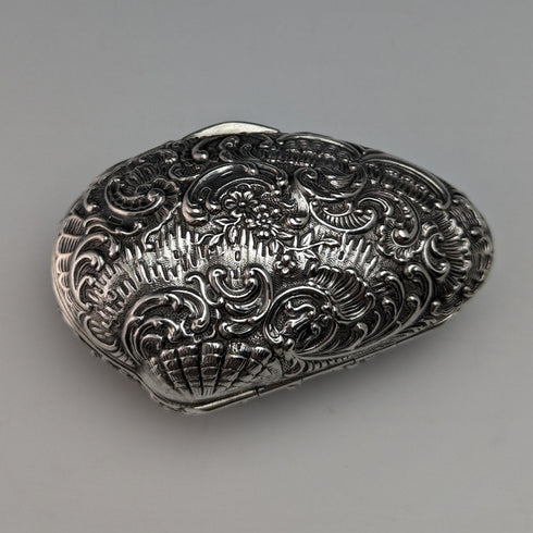 Early 20th Century Antique 830 Silver Finely Engraved Shell Box 21g