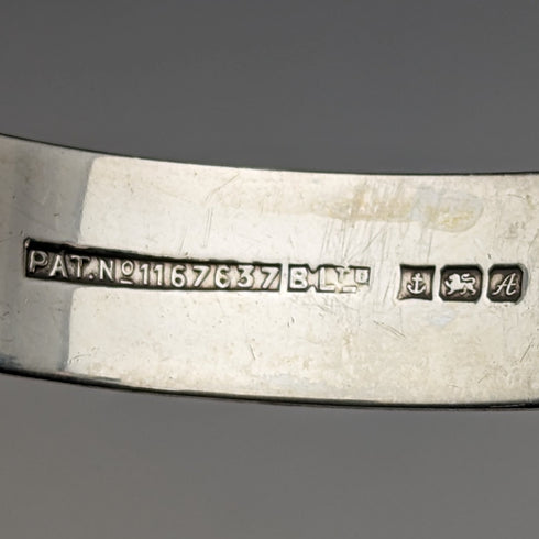 1975 年英國復古純銀雕刻手鍊 26 克 Bracelon Ltd