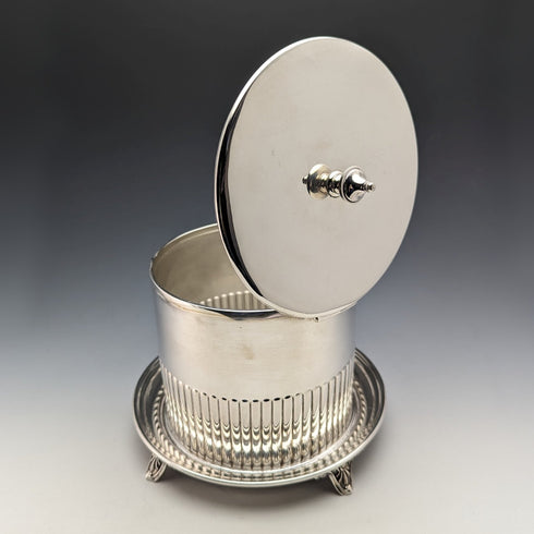 Circa 1910 British Antique Silver Plated Biscuit Barrel Elkington