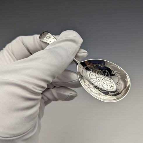 1872年 英国アンティーク 純銀製ティーキャディースプーン GEORGE WILLIAM ADAMS