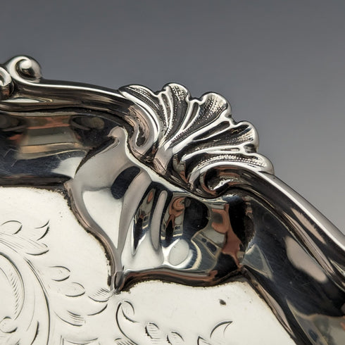 1861年 英国アンティーク 純銀製サルヴァ カードトレイ 直径23cm 358g Edward & John Barnard