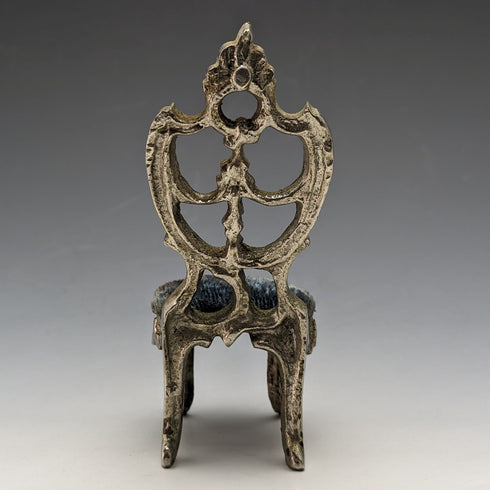 1920 年代黃銅椅懷錶架綠色床單