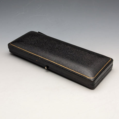 19世紀末 英国アンティーク 白蝶貝ハンドル バターナイフペア John Sanderson ケース入り