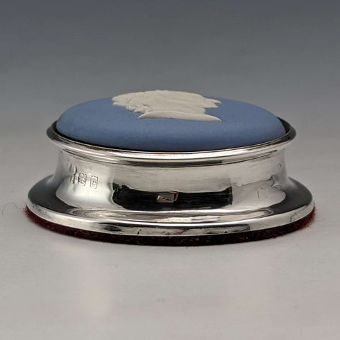 1921 British Antique Wedgwood Jasperware Paperweight Sterling Silver Decoration