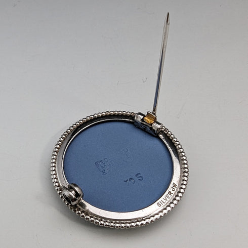 英国ヴィンテージ ウェッジウッド 純銀&ジャスパーウェア 丸型ブローチ