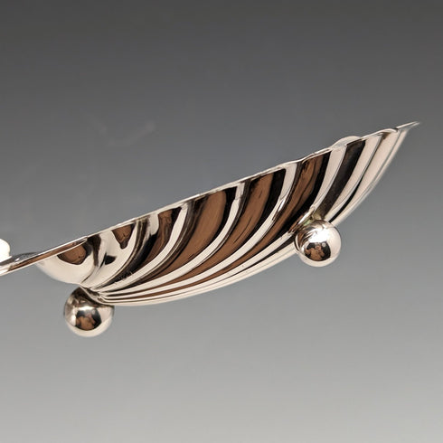 1902年 英国アンティーク 純銀製 シェル型ディッシュ 90g Arthur Fenwick