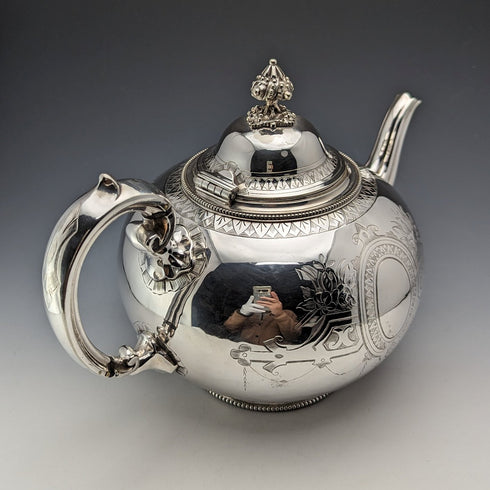 1875年頃 英国アンティーク シルバープレート製 ティーポット Martin & Hall