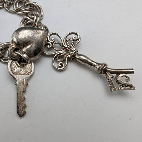 1973年 英国ヴィンテージ 純銀製 チャームブレスレット 26g