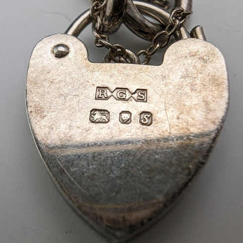 1973年 英国ヴィンテージ 純銀製 チャームブレスレット 26g