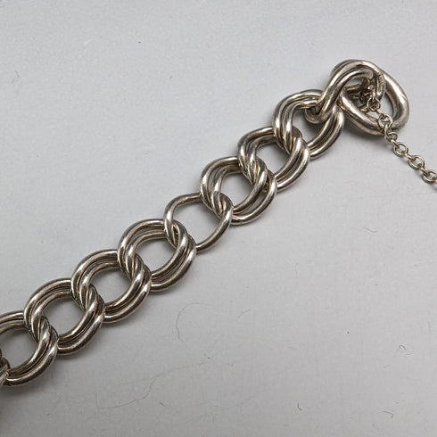 1973年 英国ヴィンテージ 純銀製 チャームブレスレット 26g