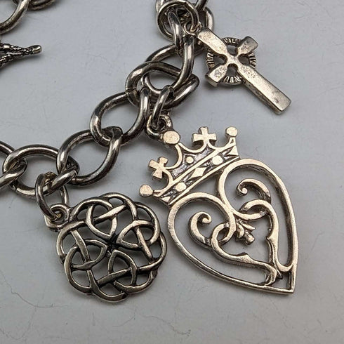 1970s British Vintage Sterling Silver Charm Bracelet 26g
