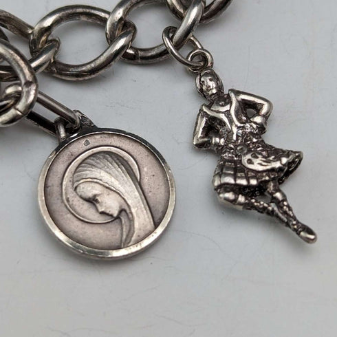 1970s British Vintage Sterling Silver Charm Bracelet 26g